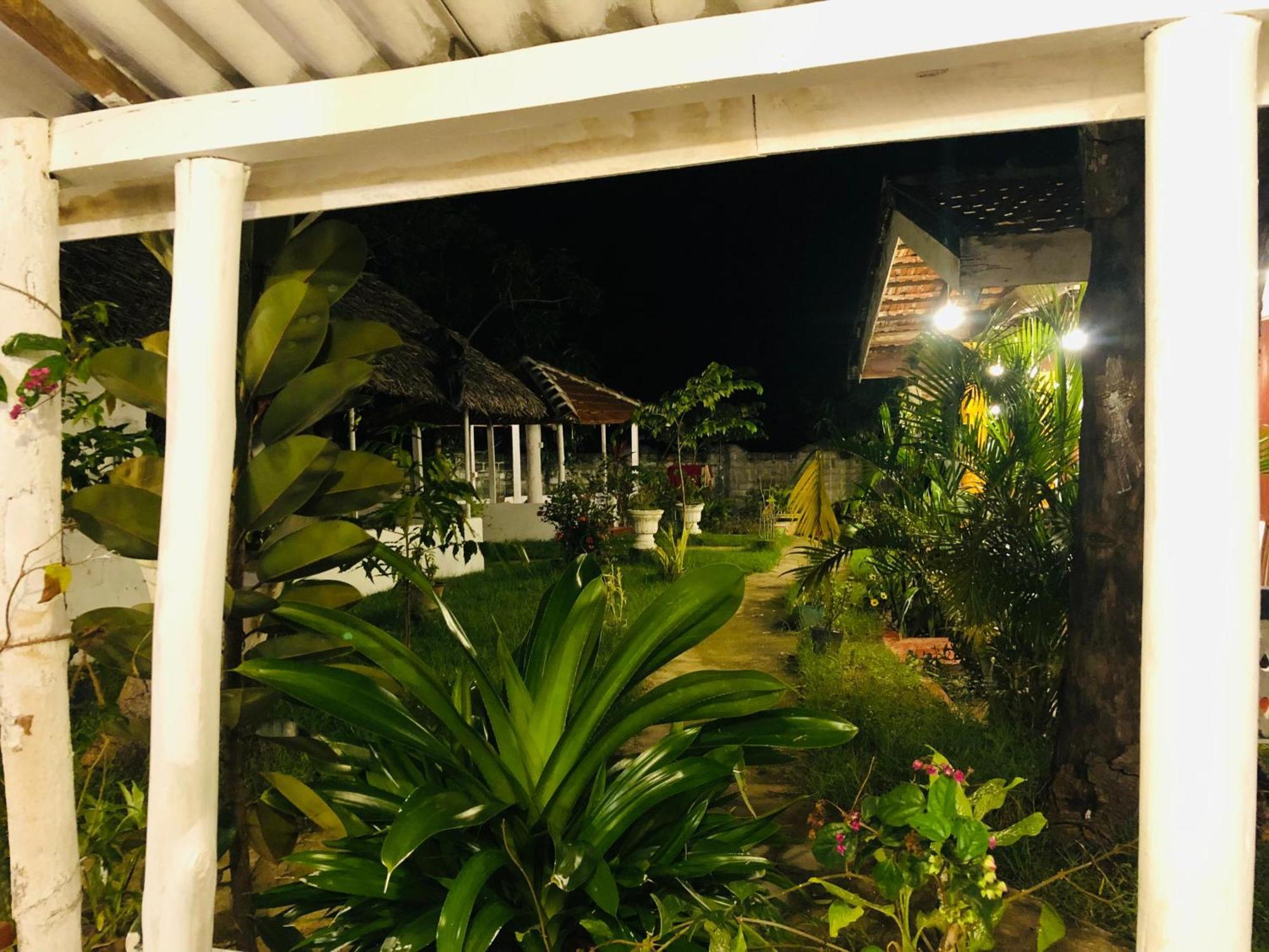 Little Fairy Home B&B Arugam Bay Exterior photo