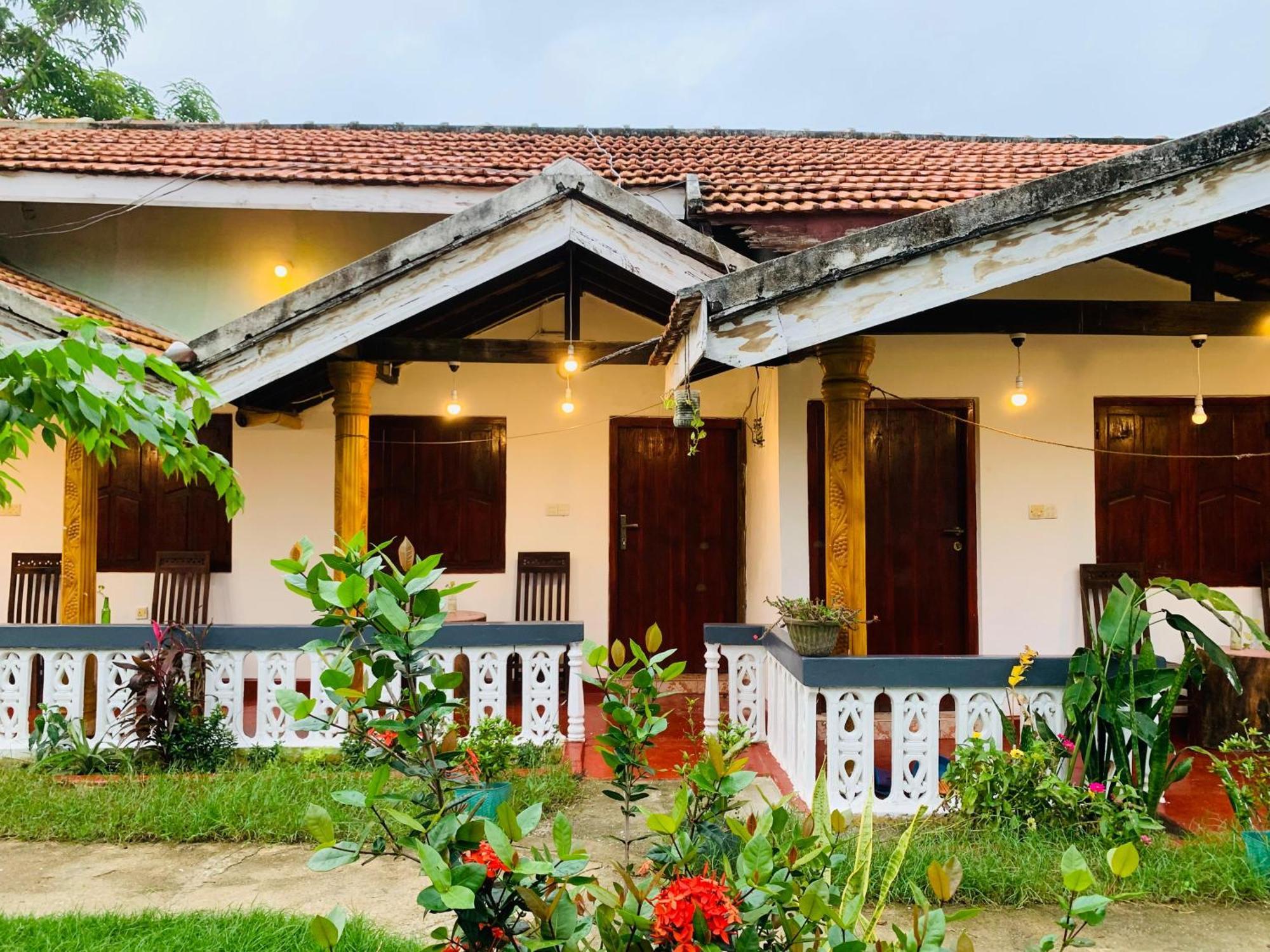 Little Fairy Home B&B Arugam Bay Exterior photo