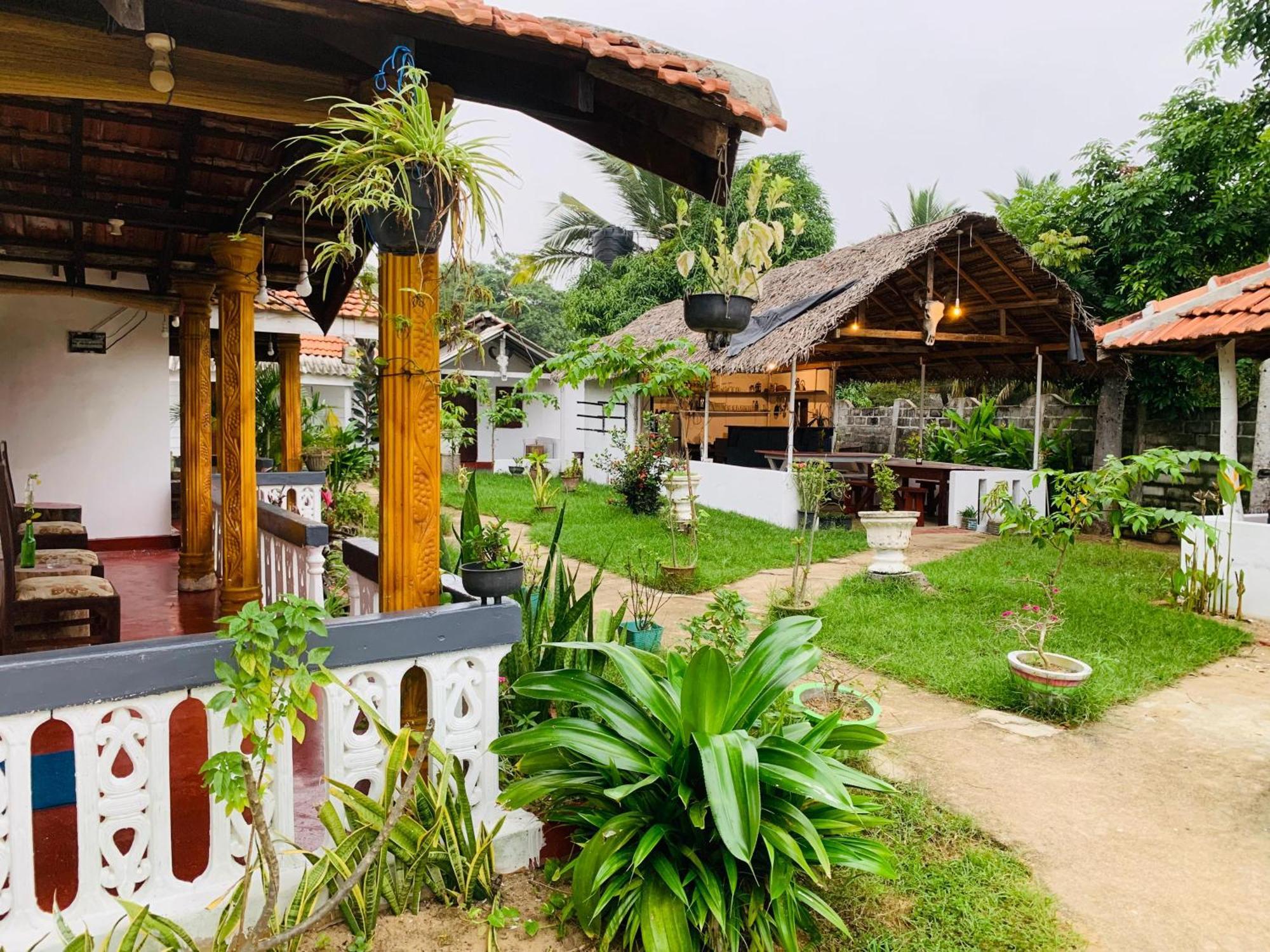 Little Fairy Home B&B Arugam Bay Exterior photo